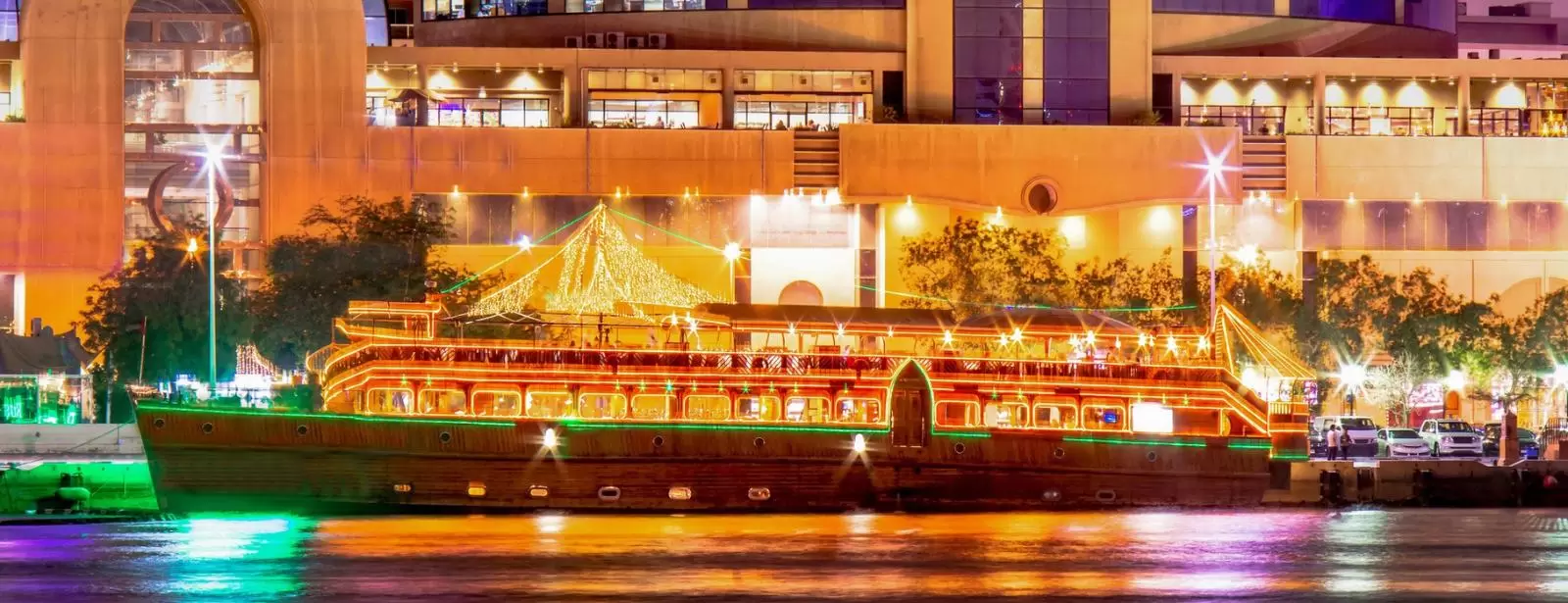Dhow dinner cruise on Dubai creek