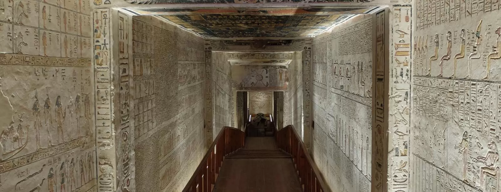 Luxor day tour with Nile cruise and lunch from Hurghada