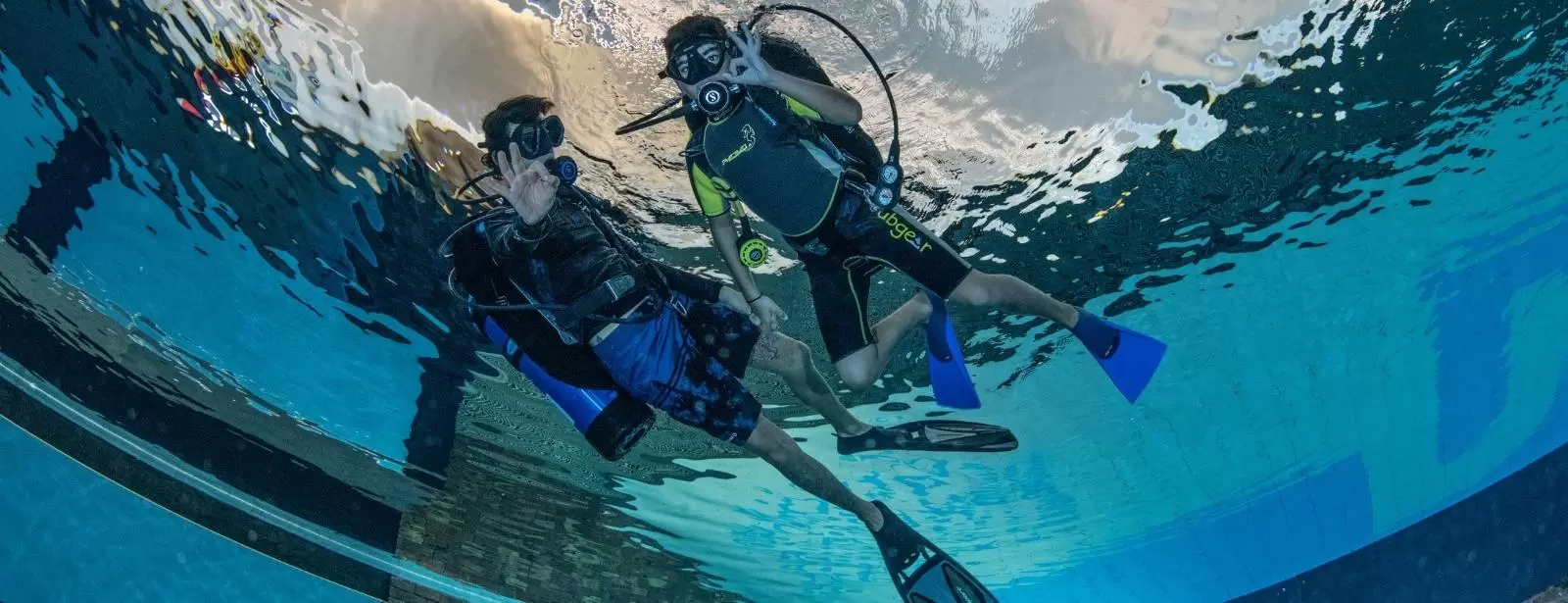 Deep Dive Dubai Scuba Diving Experience
