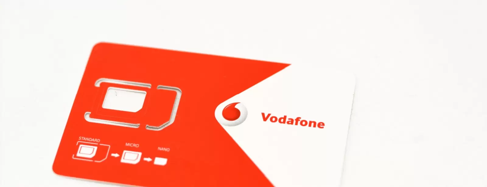 Stay connected with a 20G browsing local SIM card in Hurghada
