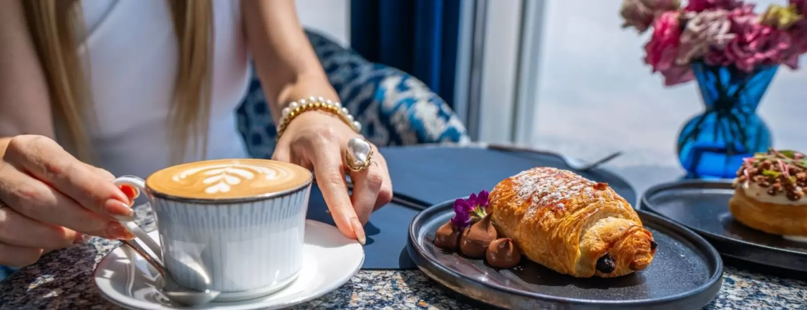 Breakfast Experience at At.mosphere Burj Khalifa