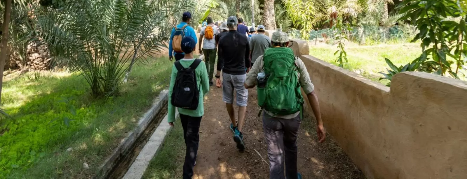 Hatta walk through nature and mountains