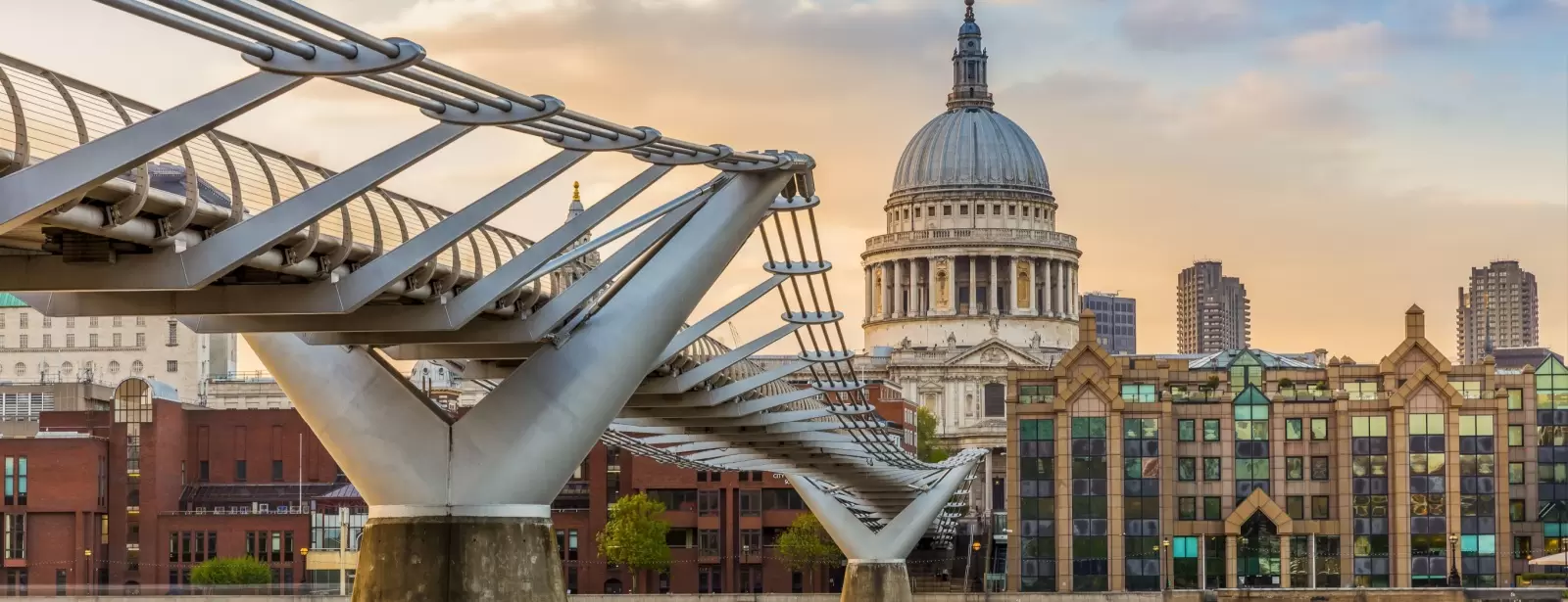 Half Day Panoramic Tour of London on Christmas Eve