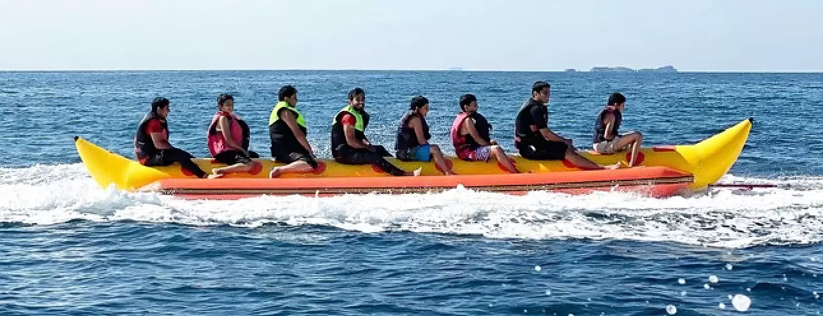 Banana Boat - Daymaniyat coast water sports