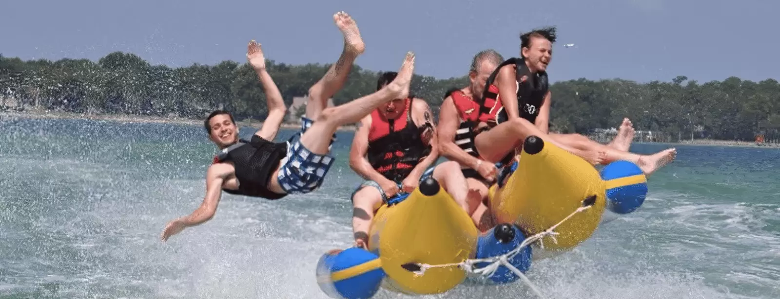 Banana Boat - Daymaniyat coast water sports