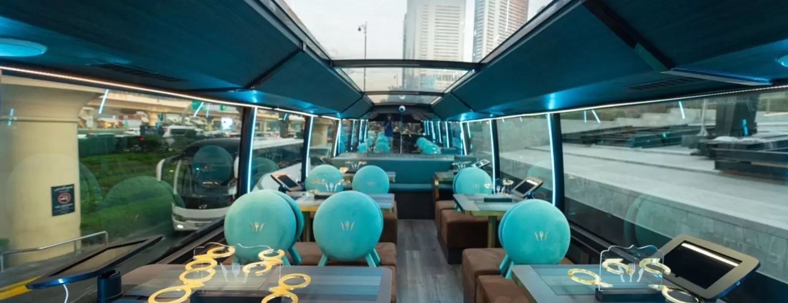 BusTronomy Dubai experiences