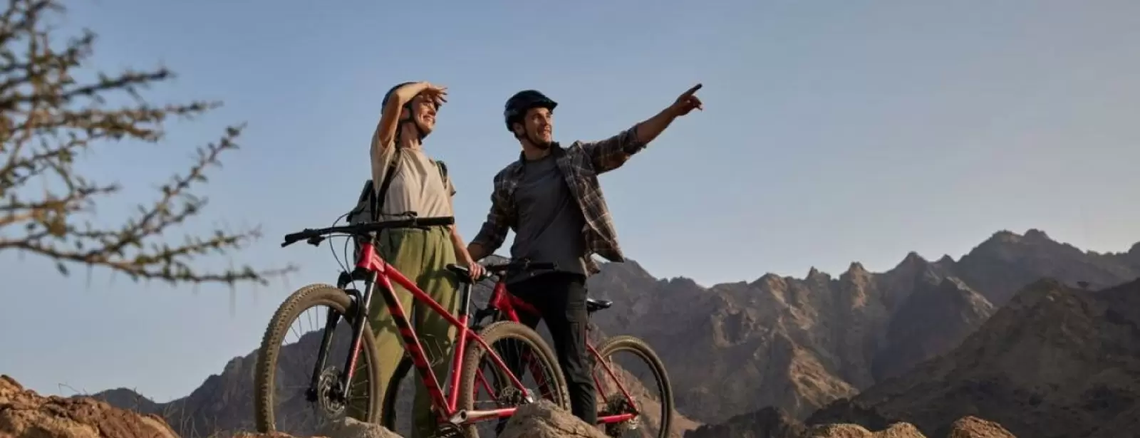 Kayak, hike and bike adventure in Hatta