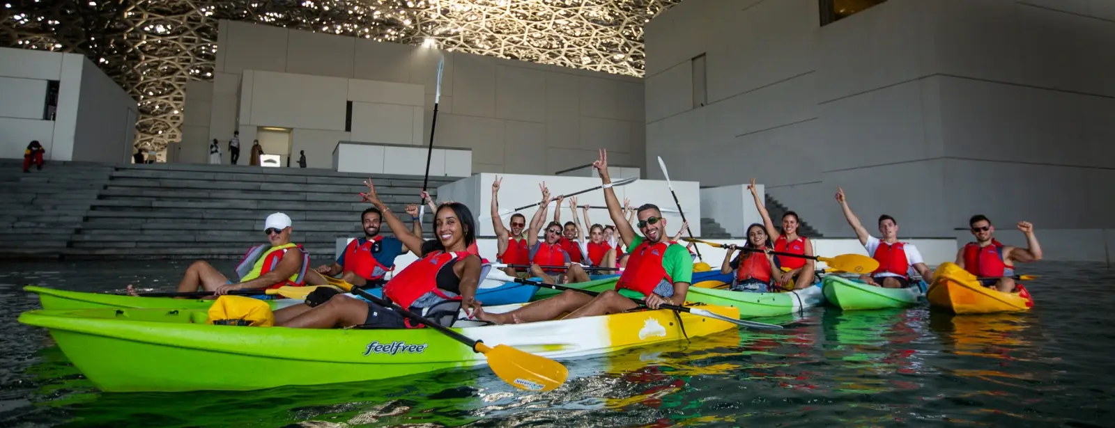 Full moon kayak tour at louvre Abu Dhabi