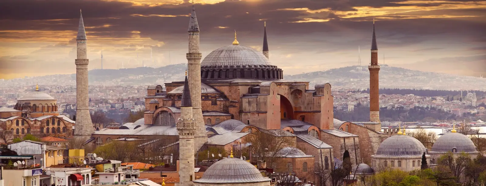 Hagia Sophia, Blue Mosque, Basilica Cistern, Hippodrome Guided Tour with Entry Tickets