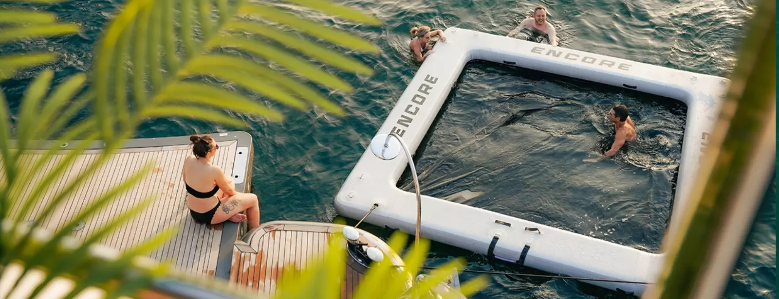 Sunseeker Superyacht Experience with Gourmet Dining,Premium Drinks & Live Music