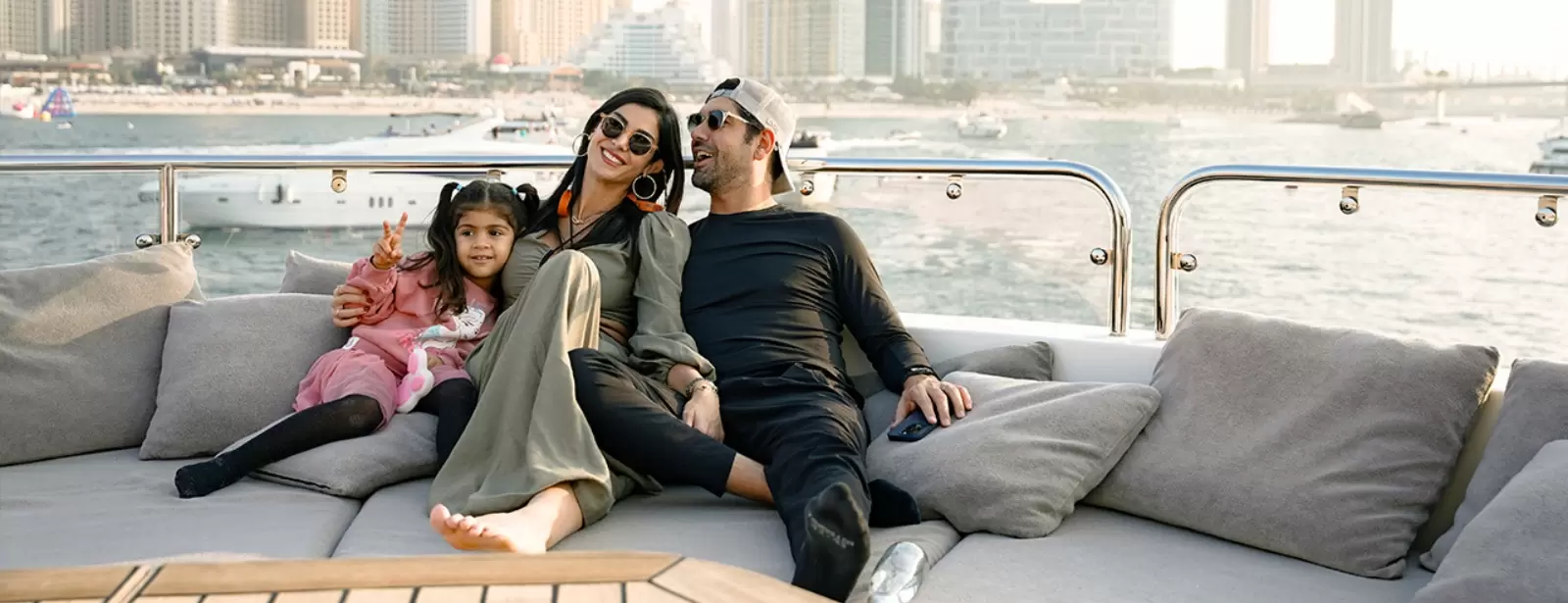 Sunseeker Superyacht Experience with Gourmet Dining,Premium Drinks & Live Music