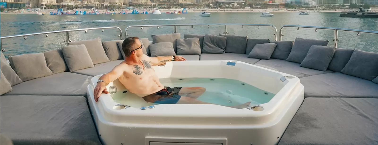 Sunseeker Superyacht Experience with Gourmet Dining,Premium Drinks & Live Music