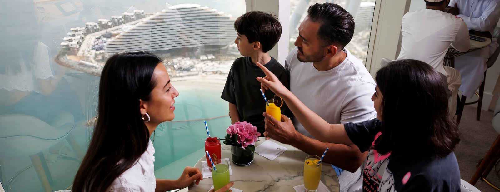 Inside Burj Al Arab Tour + Soft Beverage