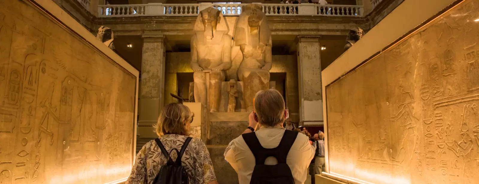 From Hurghada: Full-Day Cairo Tour of Pyramids, Sphinx, Museum and Bazaar