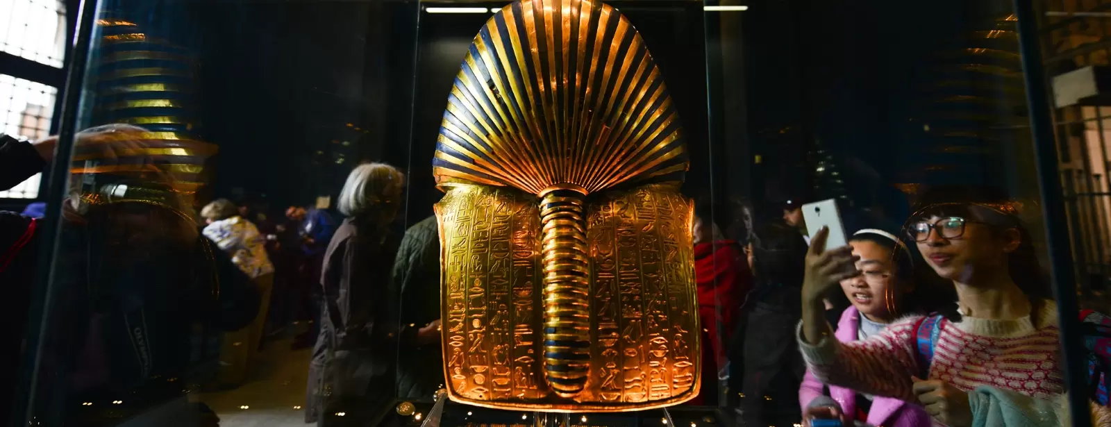 From Hurghada: Full-Day Cairo Tour of Pyramids, Sphinx, Museum and Bazaar