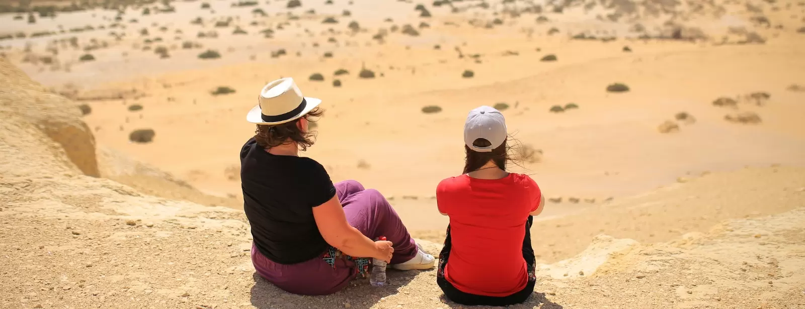 From Cairo: 4x4 Desert Safari with Sandboarding, Camel Ride, Magic Lake, and Lunch