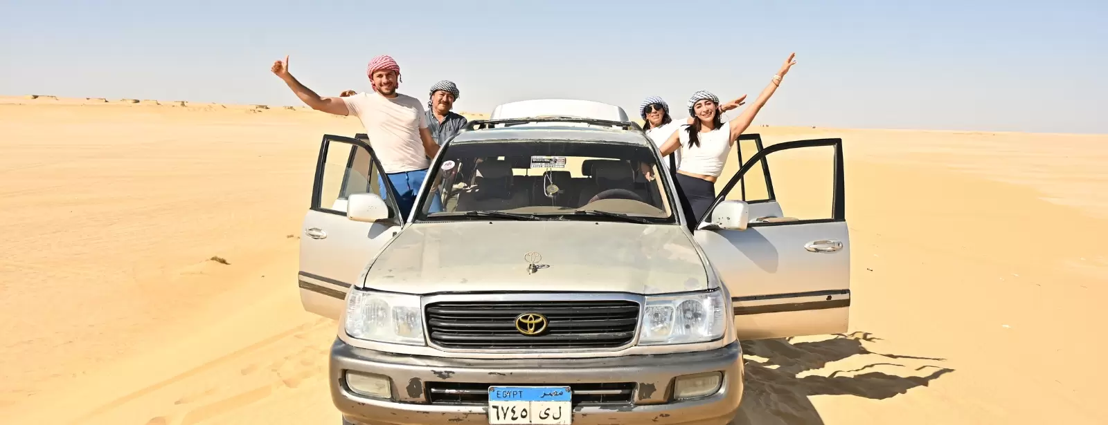 From Cairo: 4x4 Desert Safari with Sandboarding, Camel Ride, Magic Lake, and Lunch
