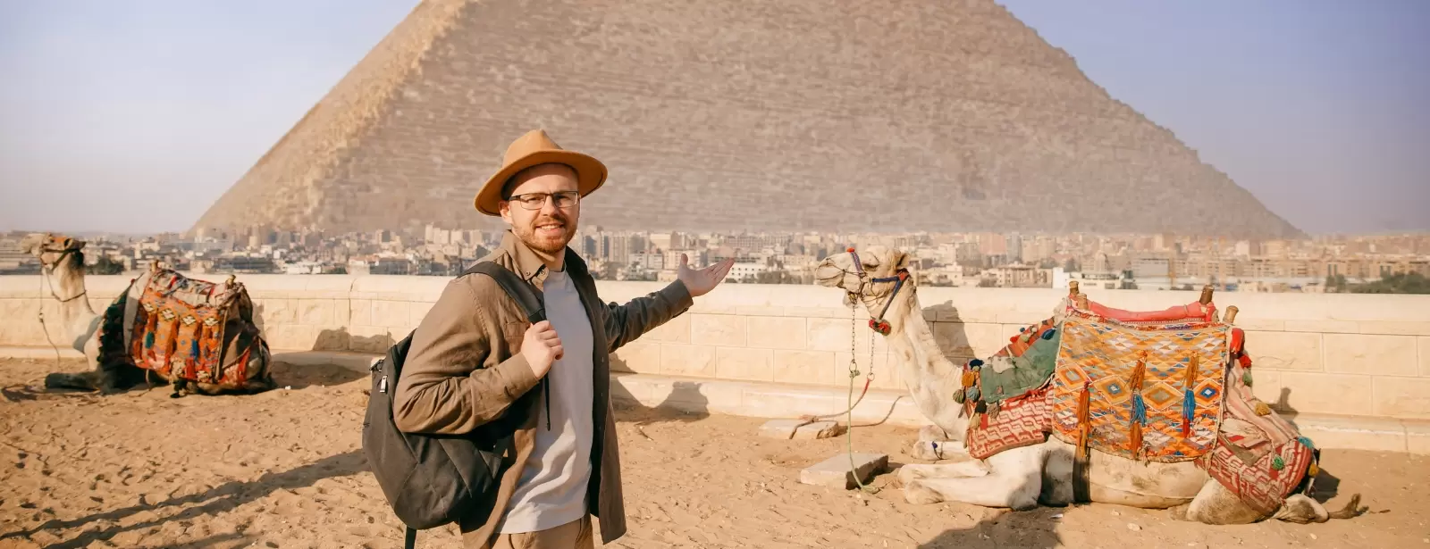From Cairo: Pyramids of Giza, Sphinx, Saqqara & Memphis Tour