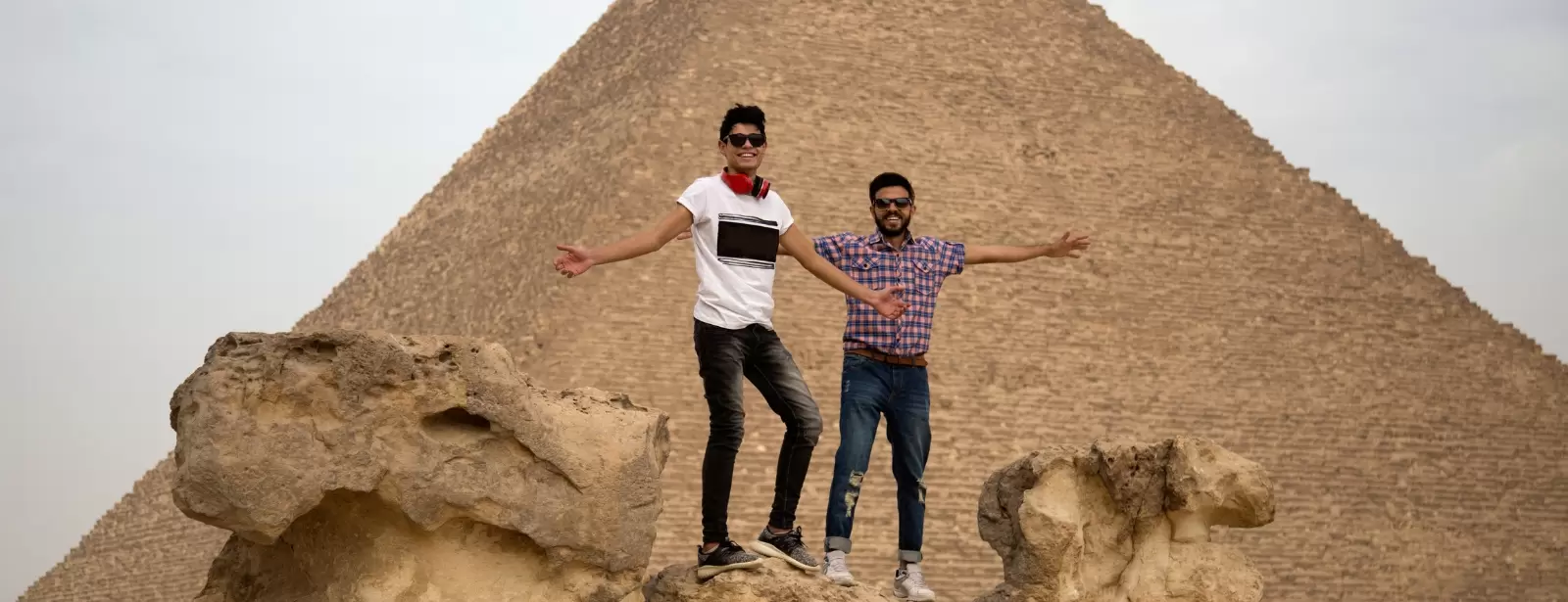 From Cairo: Pyramids of Giza, Sphinx, Saqqara & Memphis Tour