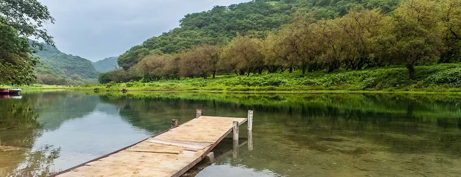 Salalah: Full-Day Beach Escapade Hidden Beach & Rakyut Beach