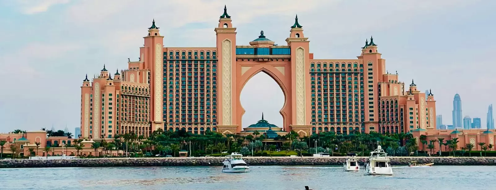 Luxury Shared Yachts Tours With BBQ and Drinks