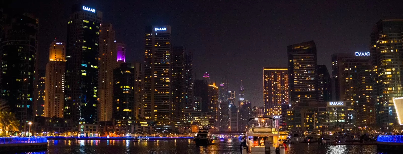 Luxury Shared Yachts Tours With BBQ and Drinks