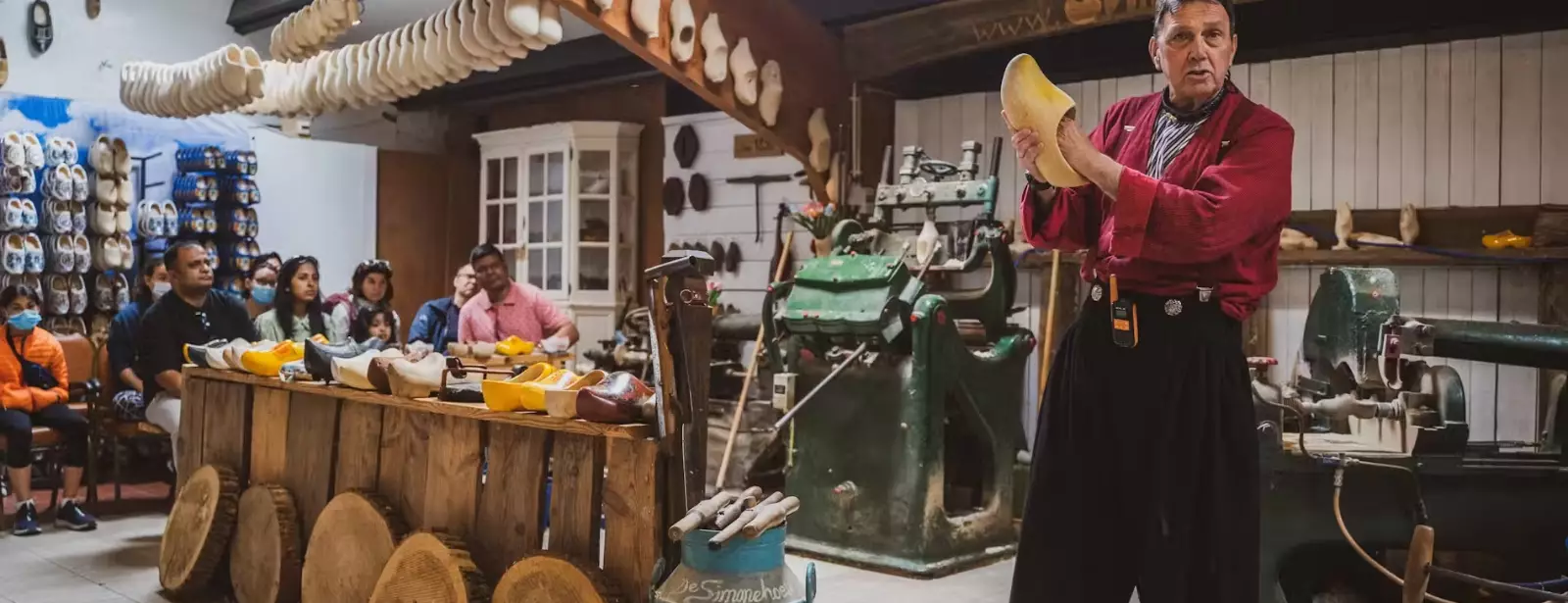 Zaanse Schans, Edam, Volendam & Marken: Half-Day Guided Tour