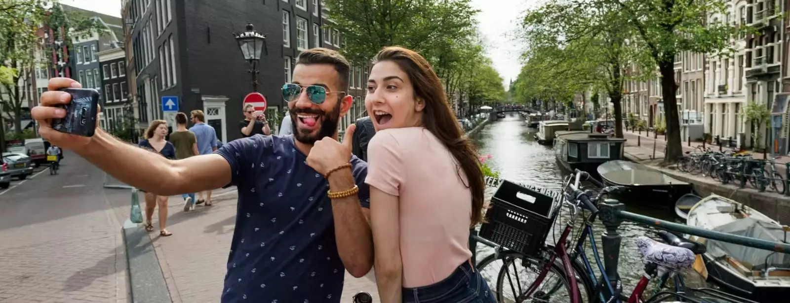 Amsterdam: Guided Bike Tour