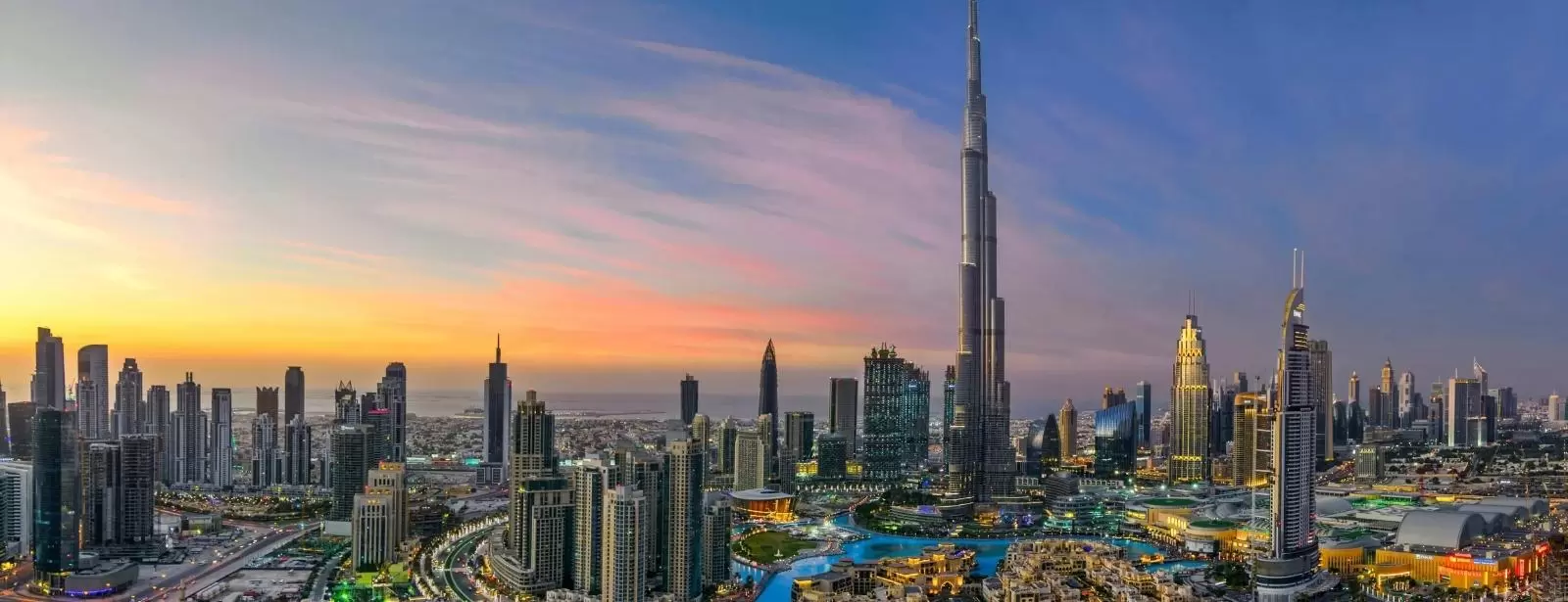 At The Top, Burj Khalifa Level 124th - Sunrise + Morning treat