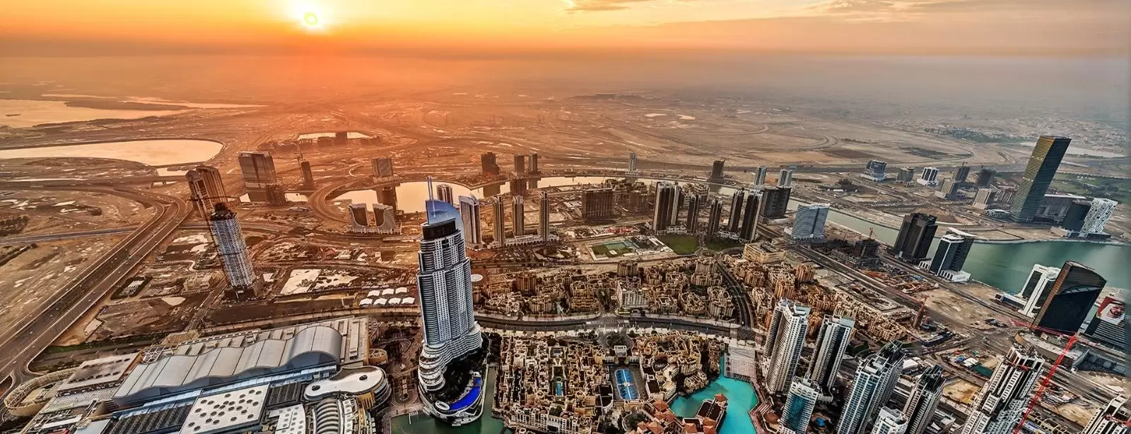 At The Top, Burj Khalifa Level 124th - Sunrise + Morning treat