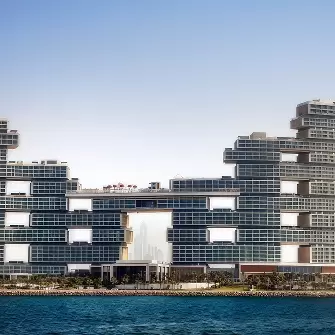 Palm Jumeirah - Crescent Rd - The Palm Jumeirah - Dubai - United Arab Emirates