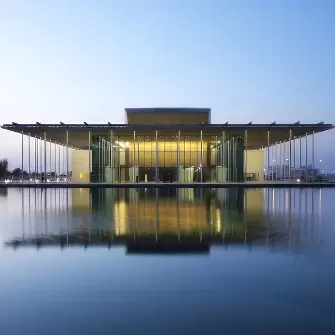 6HVX+2F7, Shaikh Hamad Causeway, Manama, Bahrain