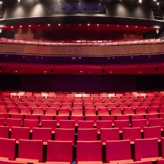 New Covent Garden Theatre Mall of the Emirates, Level 2 Al Barsha First, Sheikh Zayed Road Dubai, United Arab Emirates