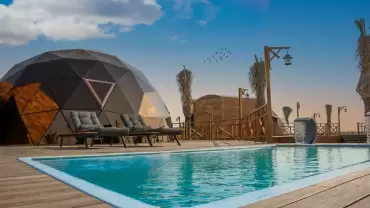 Al Marmoom Domes Desert Glamping & Dining experience in Dubai