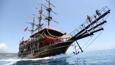 Alanya Pirate Boat Trip