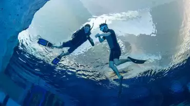 Deep Dive Dubai Surface Snorkeling Experience