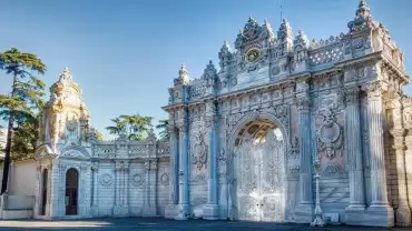 Dolmabahce Palace: Guided Tour