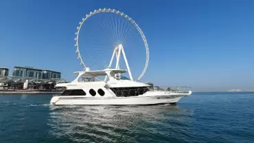 Dubai Marina 1 Hour Yacht Tour