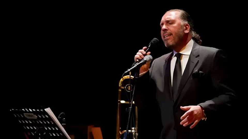 Fatih Erkoç Concert in Ankara