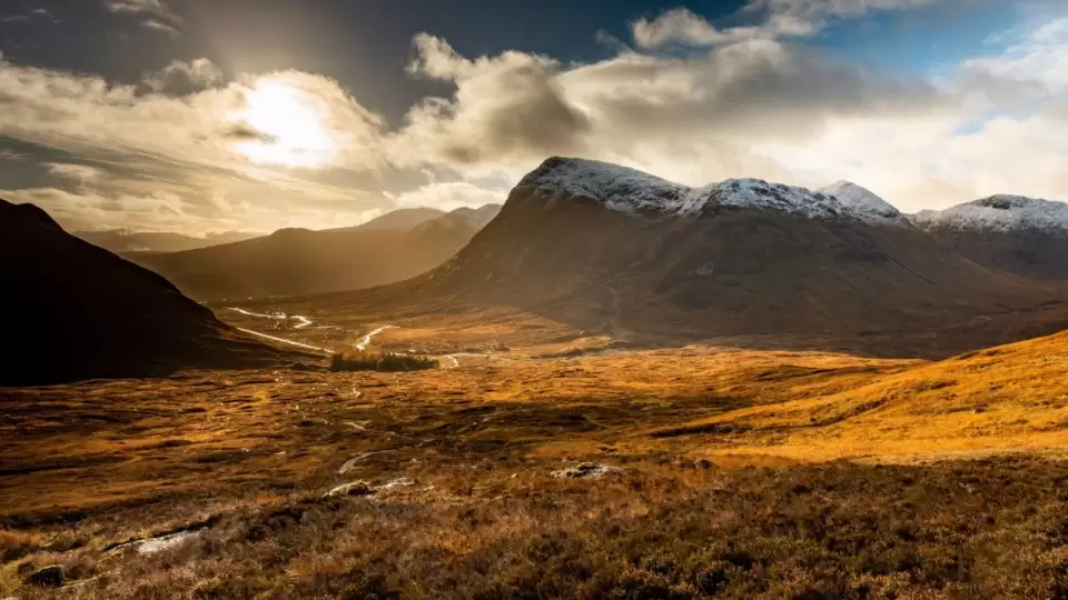 From Edinburgh: Loch Ness, Glencoe, Highlands & Ben Nevis