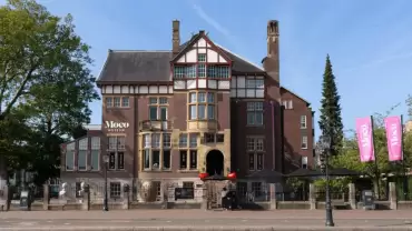 Moco Museum Amsterdam: Entry Ticket
