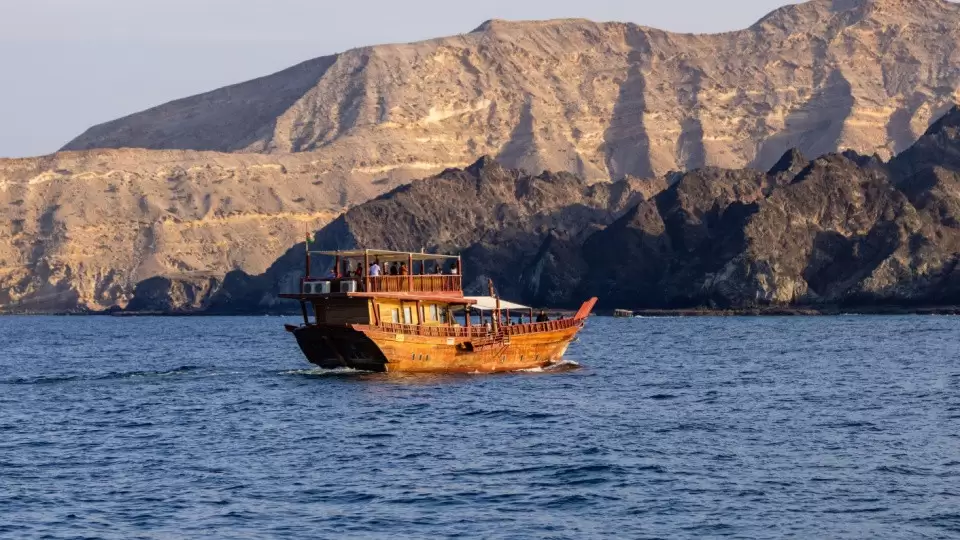 Row the Dhow Sailing Tour