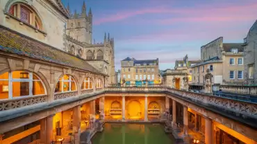 Windsor, Bath and Stonehenge tour from London